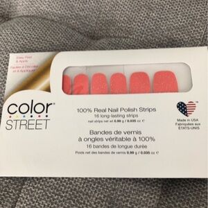 Color Street 100% Real Nail Polish Strips in Day by Day